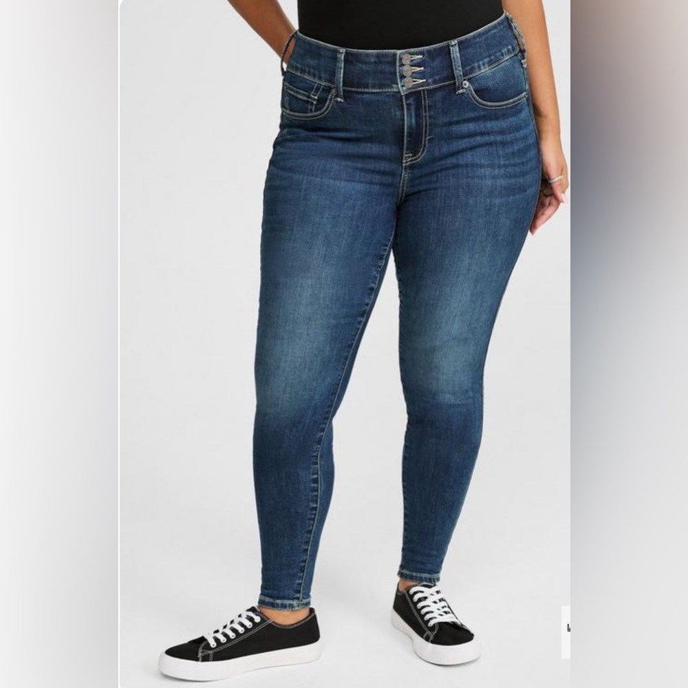Torrid Jegging Skinny Super Soft High-Rise Jean Size 18